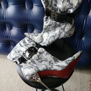 Snake skin boot